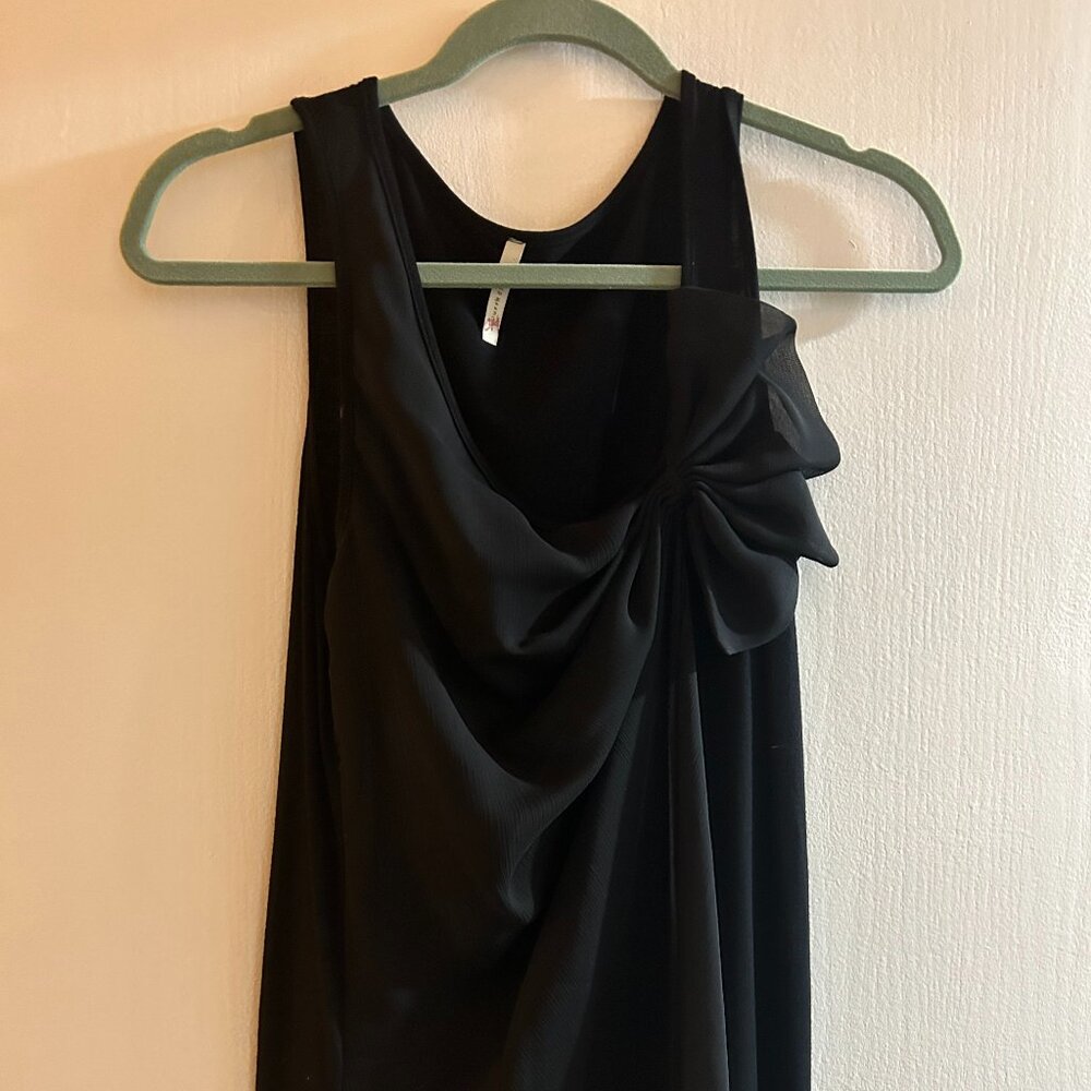 Sexy sleeveless top with bow on left shoulder by Olivia Moon